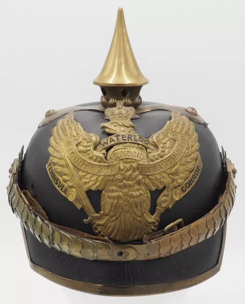 Prussian 9th Dragoon Enlisted Pickelhaube Visuel 1 principal